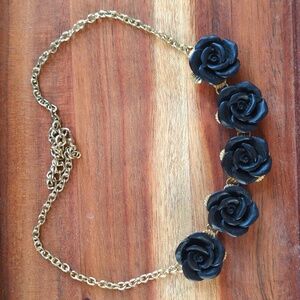 🖤 Matte Black Rose Necklace